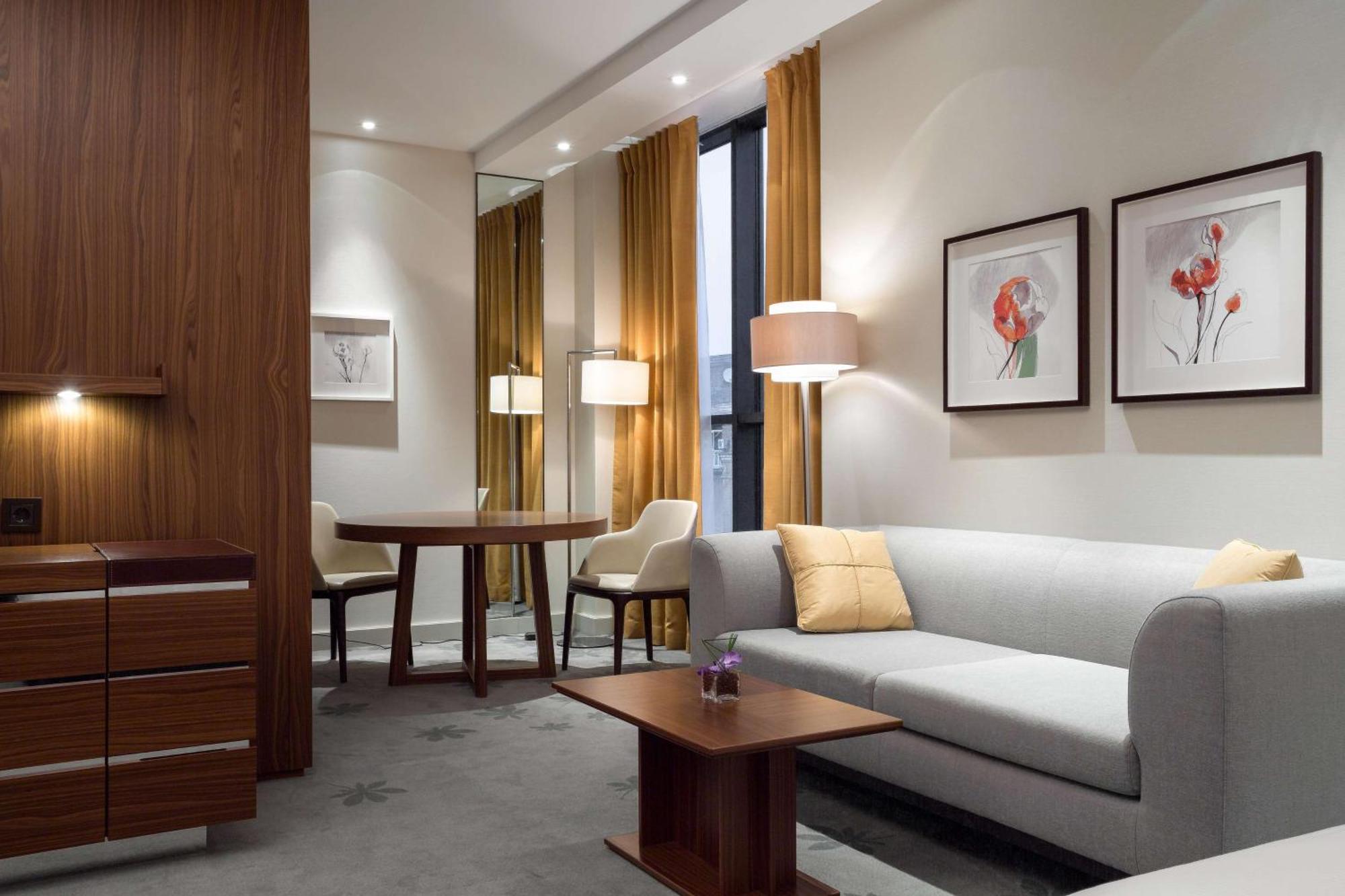 Отель Hilton Киев