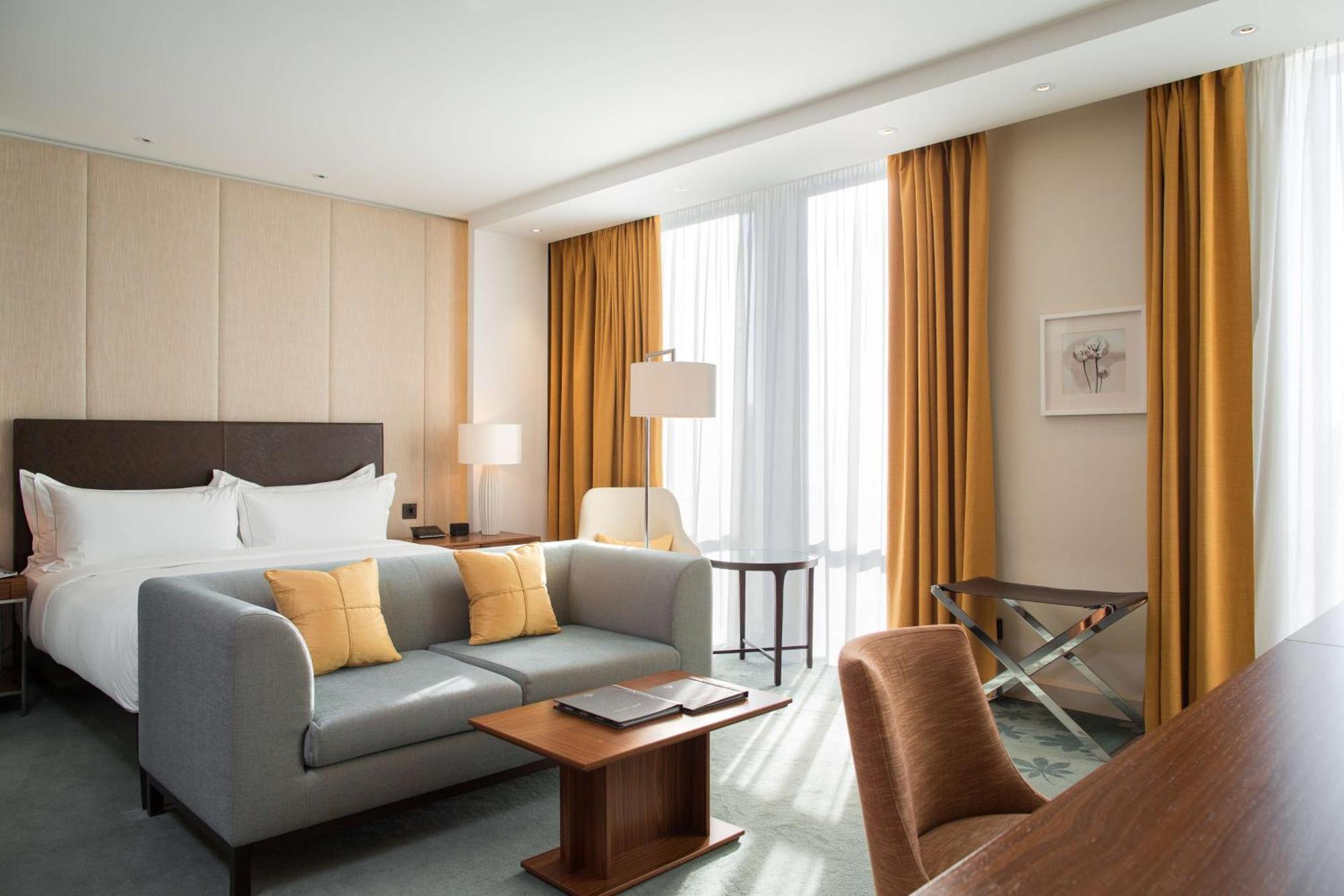 Hilton 5* Киев