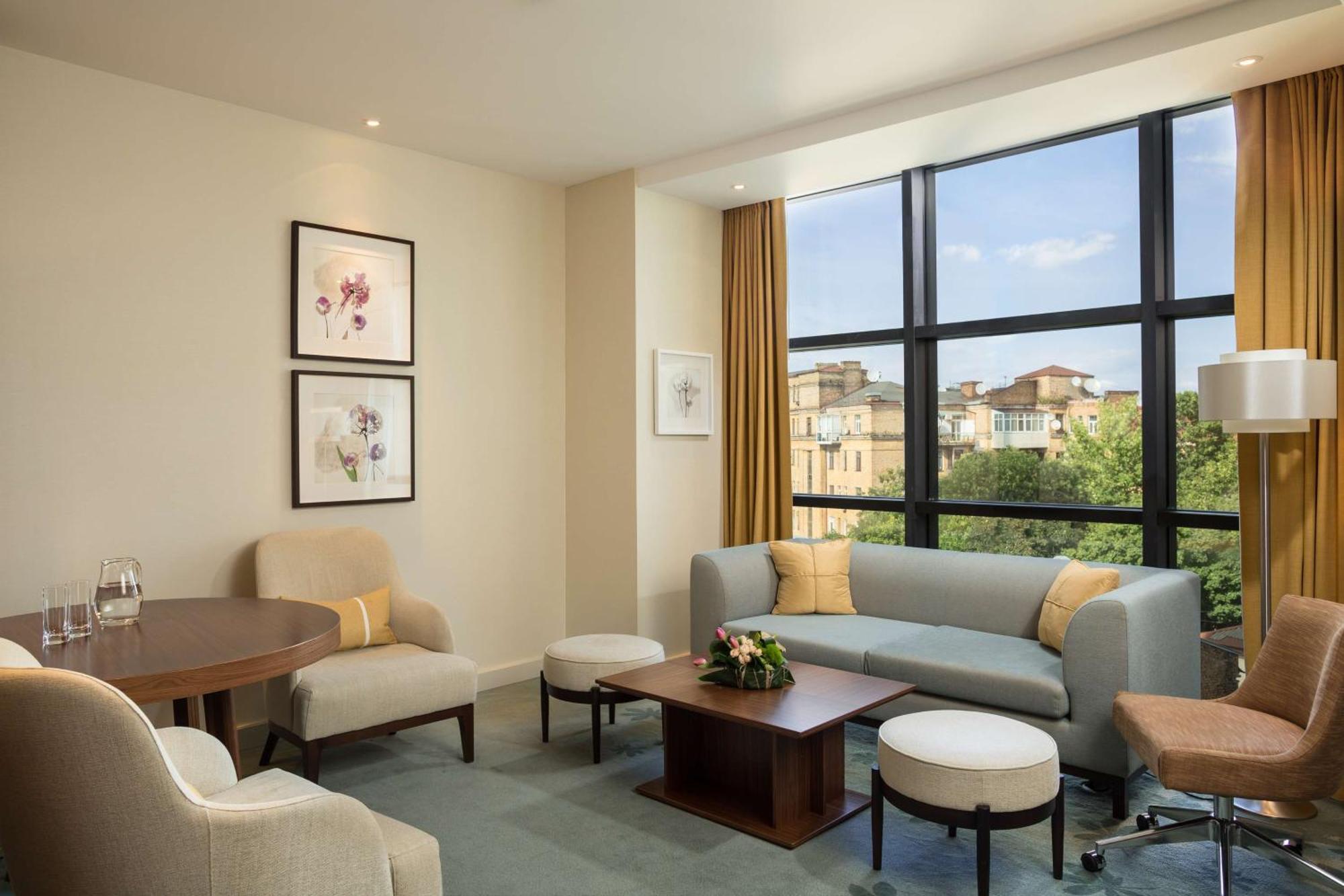 Hilton Отель 5*